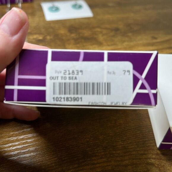 Lia Sophia Out to Sea Blue Mother of Pearl Silver Necklace and Matching Earrings - Picture 4 of 6